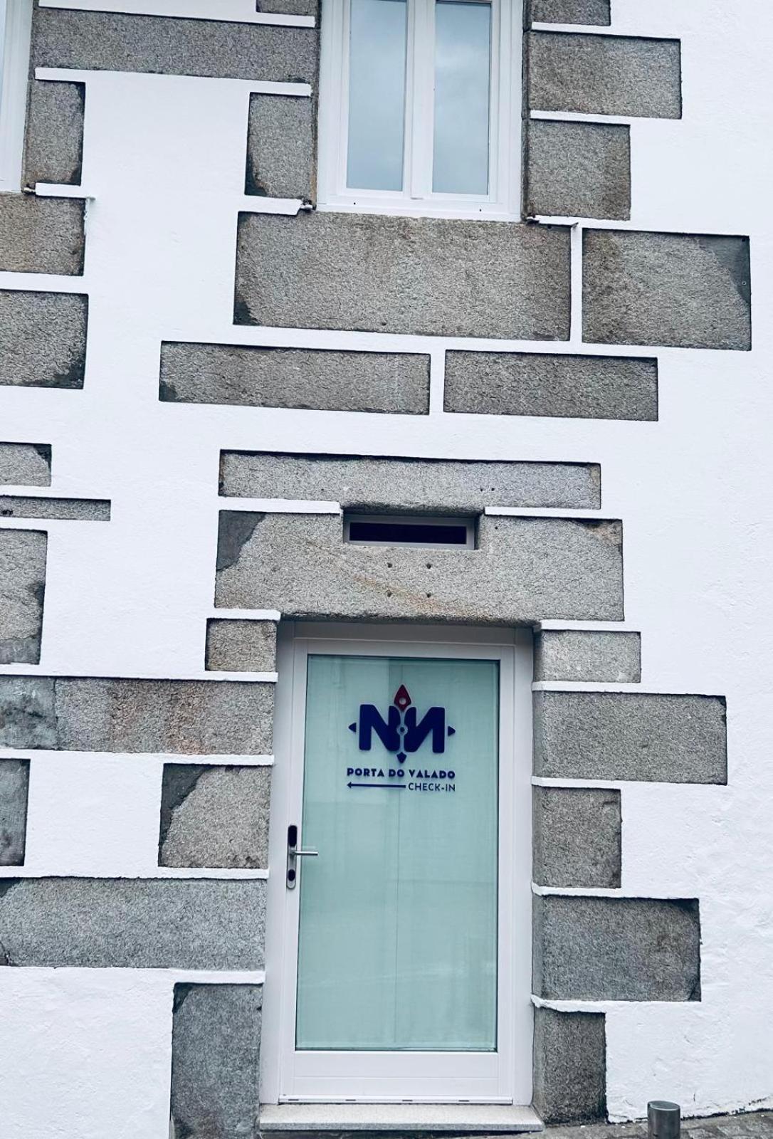 Apartamentos Nada O Norte Centro ビベイロ エクステリア 写真